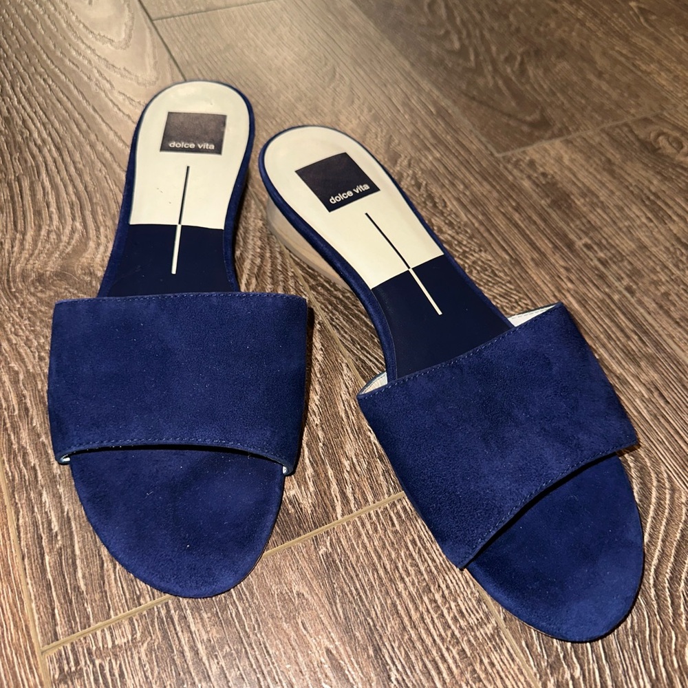 Dolce Vita Womens Adalea Suede Dressy Slide Sandals